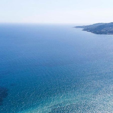 شقة Il Grande Blu - Vista Panoramica Sul Golfo أوسبيداليتي المظهر الخارجي الصورة