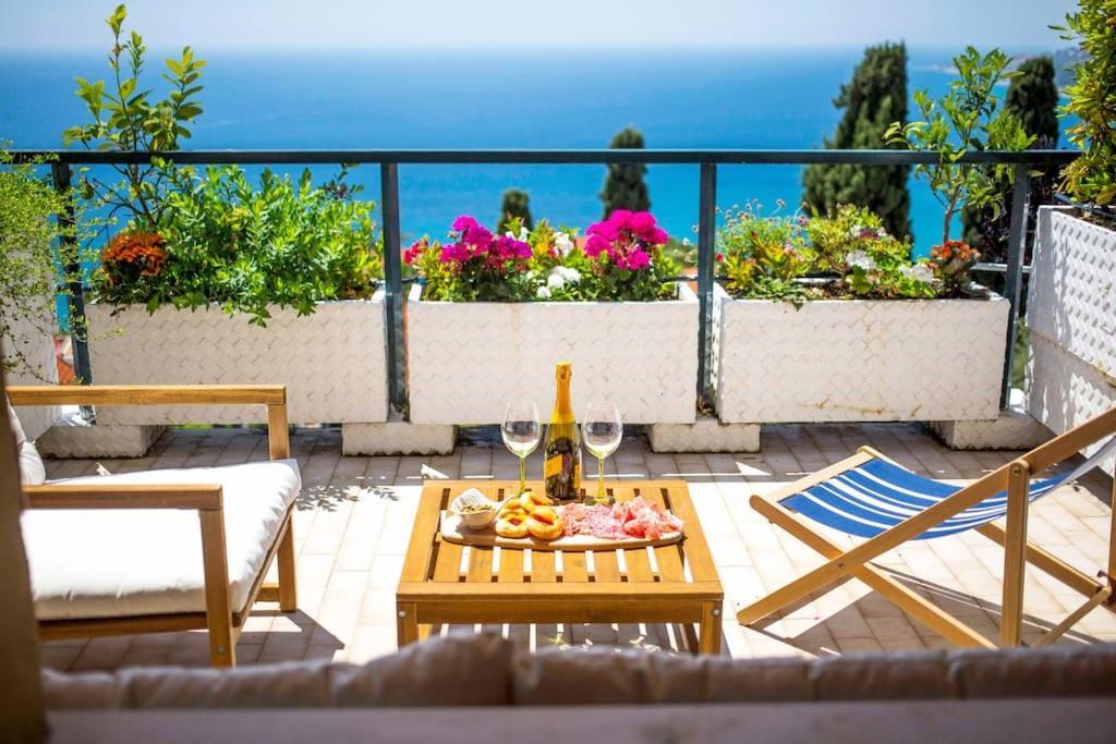 شقة Il Grande Blu - Vista Panoramica Sul Golfo أوسبيداليتي المظهر الخارجي الصورة